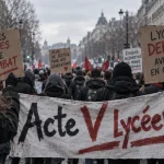 Un millier de manifestants défilent à Reims pour l’acte V lycéen